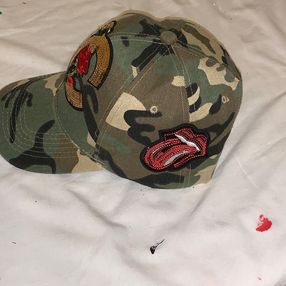 Camo hat - Picture 2 of 2
